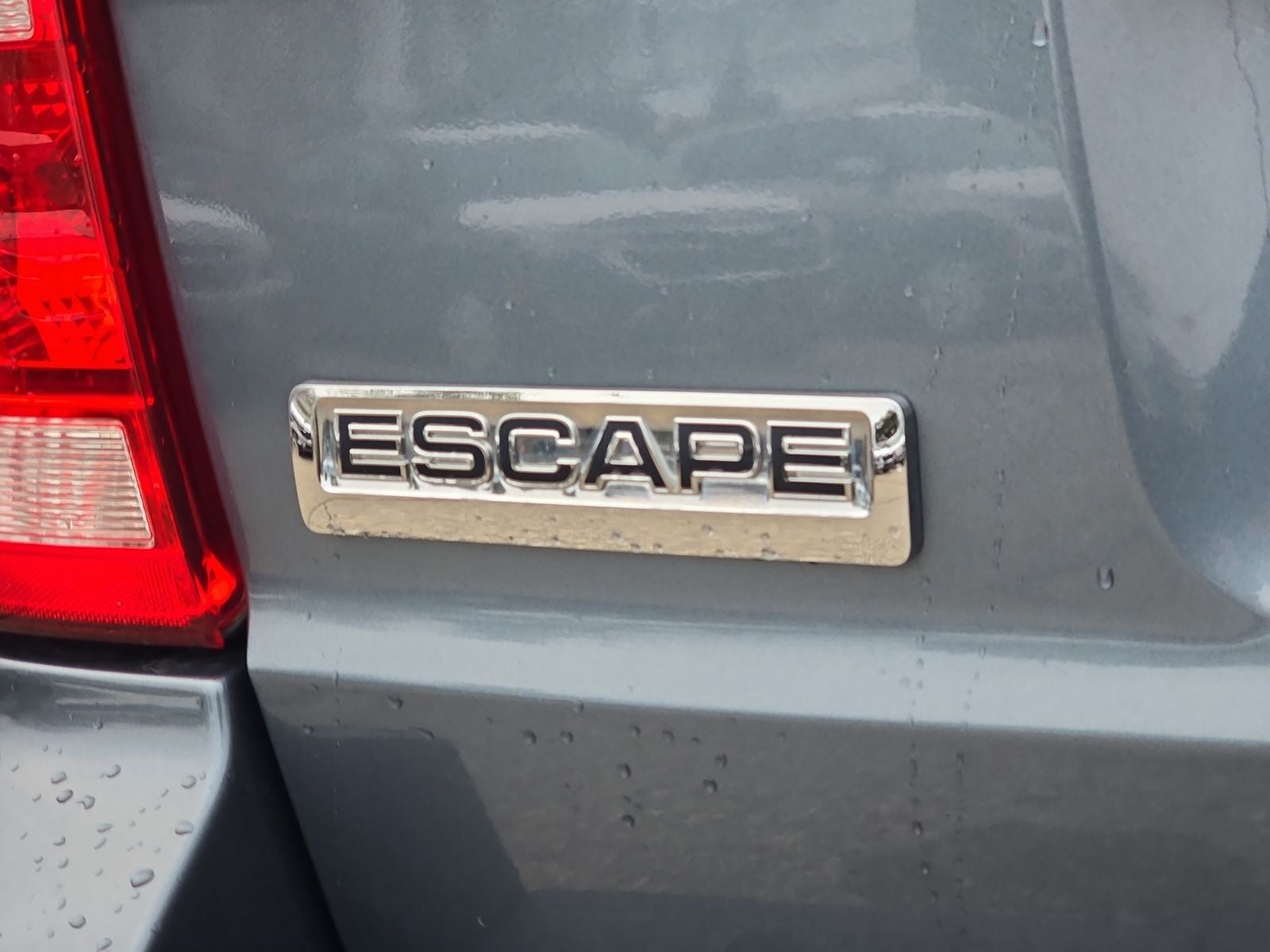 2010 Ford Escape XLS